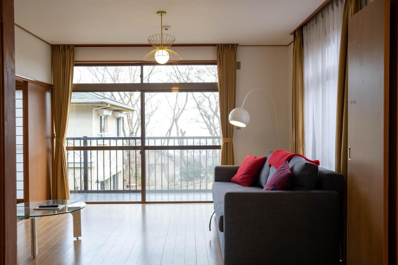 伊豆高原 温泉付別荘 Isana Mountain Villa Futo Экстерьер фото
