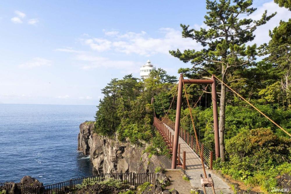 伊豆高原 温泉付別荘 Isana Mountain Villa Futo Экстерьер фото